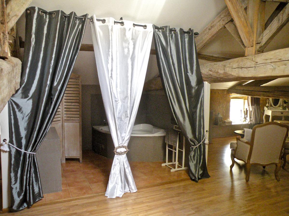 Moulin De Rioupassat Chambres D'Hotes De Charme Rauzan Esterno foto