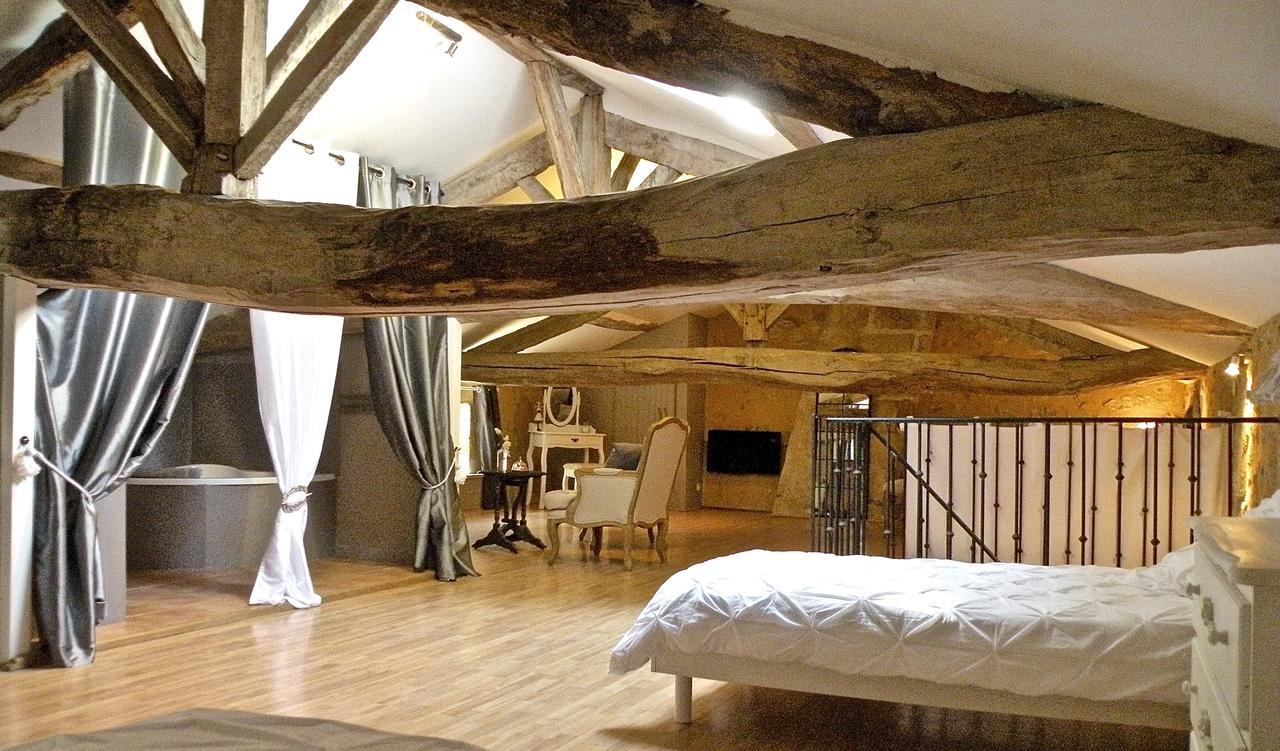 Moulin De Rioupassat Chambres D'Hotes De Charme Rauzan Esterno foto